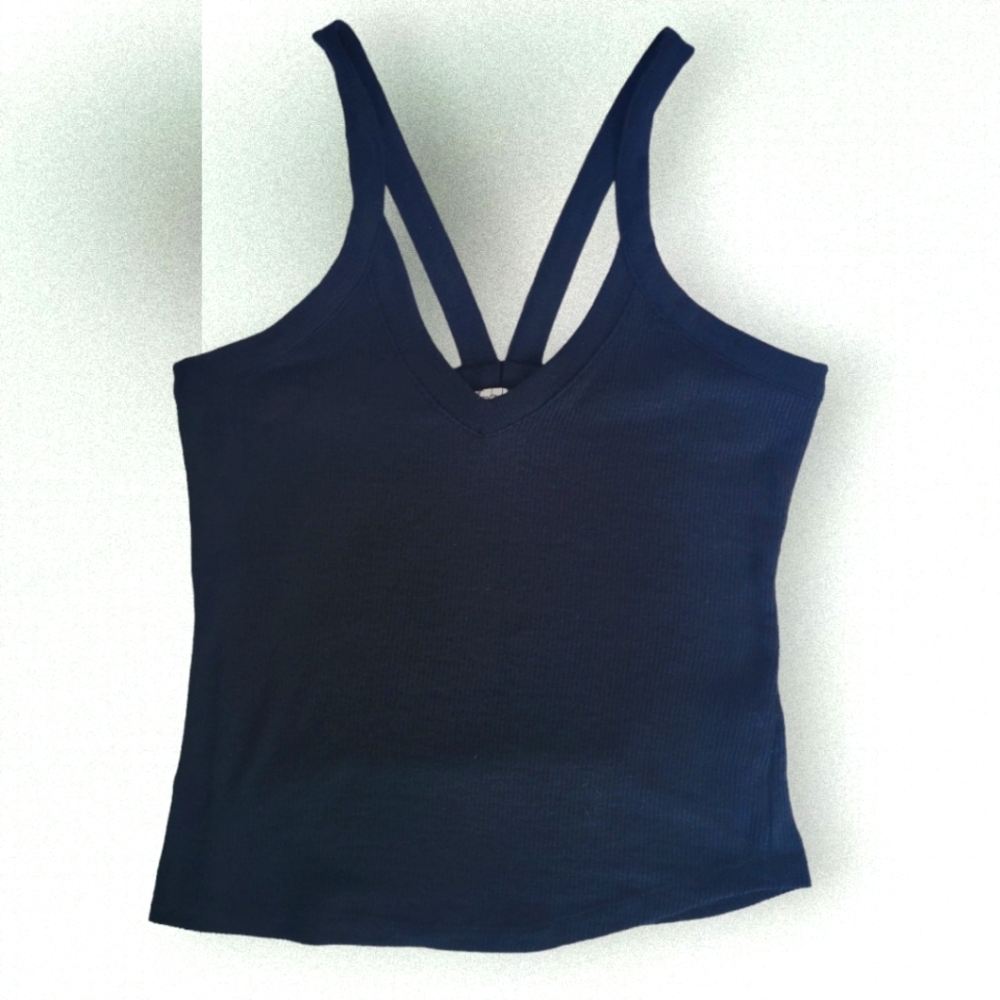 *SOLD* FREE PEOPLE 'Intimately', black ribbed v-neck cami NWT Size Small